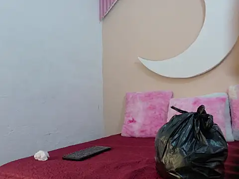 SamanthaLaurent online show from 06-19-26, 07:20