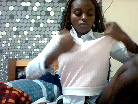 liligal online show from 06-11-26, 05:37