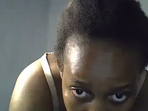 Bianca0011 online show from 05-16-26, 04:00