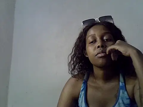 Bianca0011 online show from 05-23-26, 04:28