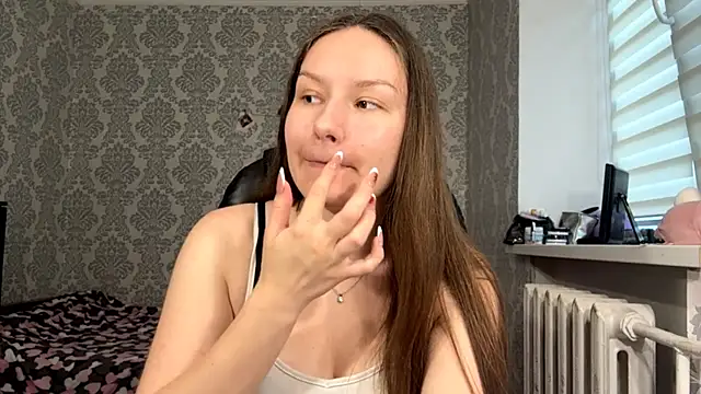 Snapshot of ShaylaChong chatting on 06-30-26, 04:12 ShaylaChong online show from 06-30-26, 04:12