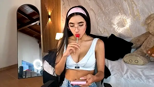 Secret Ashley online show from 06-11-26, 07:22