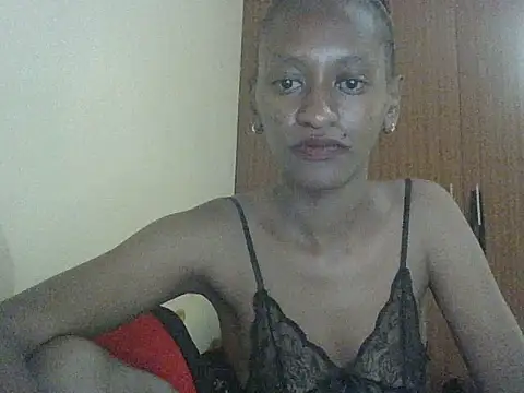 Snapshot of smileygal chatting on 05-28-26, 07:20 smileygal online show from 05-28-26, 07:20