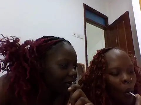 Snapshot of sexybaddies20 chatting on 06-07-26, 04:34 sexybaddies20 online show from 06-07-26, 04:34