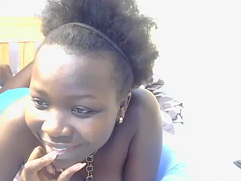 Snapshot of tessy_kitty chatting on 05-21-26, 08:34 tessy kitty online show from 05-21-26, 08:34