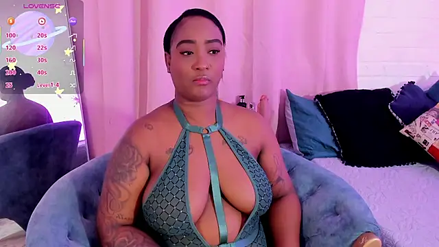 Snapshot of alison_daniels_ chatting on 02-23-26, 01:01 alison daniels online show from 02-23-26, 01:01