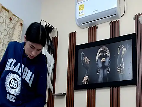 skinnykattylush19 online show from 05-17-26, 05:07