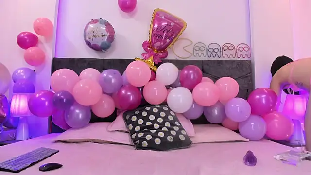 Meghan candy online show from 06-01-26, 06:29