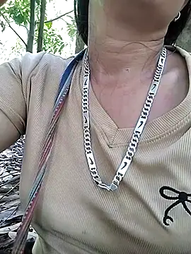 HoaHongXanh22 online show from 07-11-26, 04:57