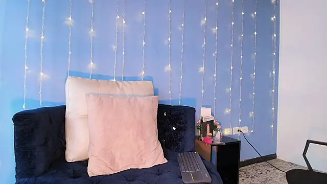sally hot18 online show from 06-03-26, 12:28