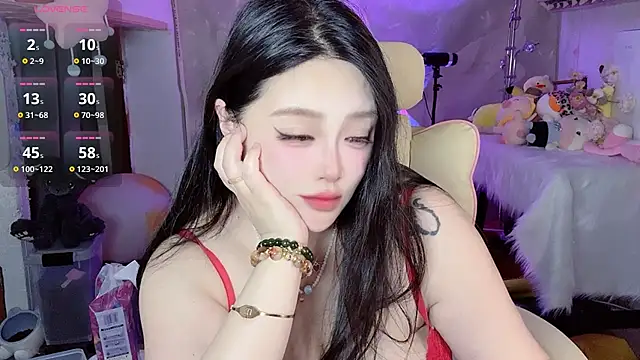 Snapshot of jiuer668 chatting on 07-04-26, 01:48 jiuer668 online show from 07-04-26, 01:48