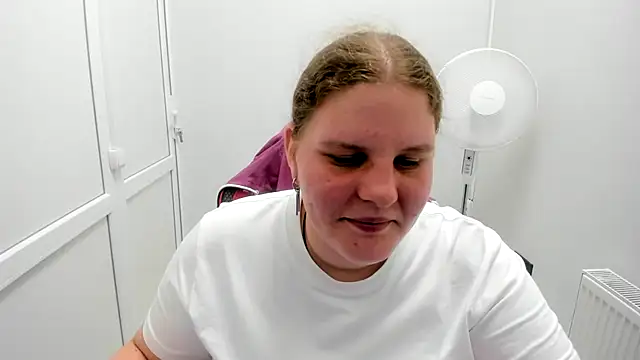 Bella shyy  online show from 07-08-26, 02:18