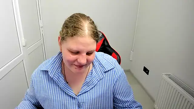 Bella shyy  online show from 05-19-26, 02:35