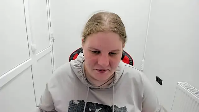 Bella shyy  online show from 06-25-26, 12:54