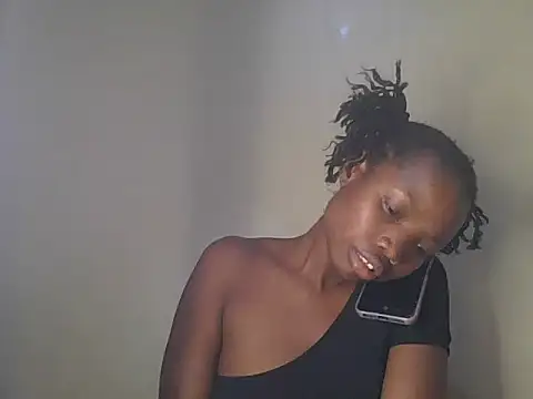 Snapshot of Mariana_150 chatting on 06-24-26, 07:55 Mariana 150 online show from 06-24-26, 07:55