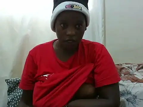 Hot-Perryl online show from 05-18-26, 04:01