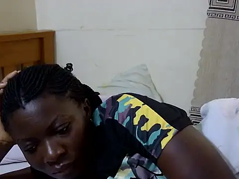 Snapshot of sexxy_melons chatting on 06-01-26, 06:46 sexxy melons online show from 06-01-26, 06:46