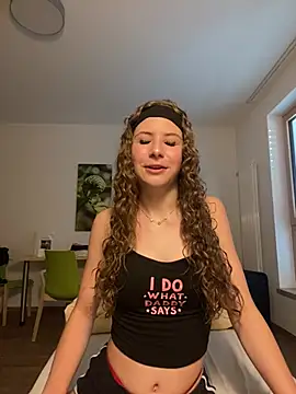 MilaRoseee online show from 06-26-26, 06:25