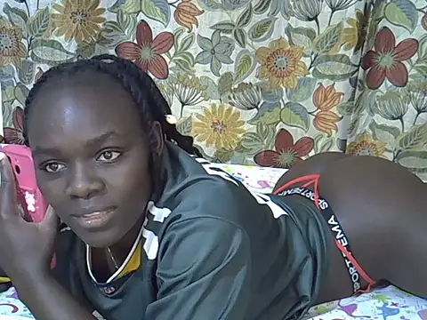 Snapshot of kayleen6 chatting on 06-12-26, 03:26 kayleen6 online show from 06-12-26, 03:26