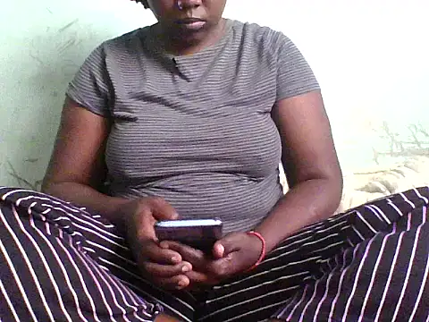 Snapshot of saraswee chatting on 07-09-26, 05:30 saraswee online show from 07-09-26, 05:30