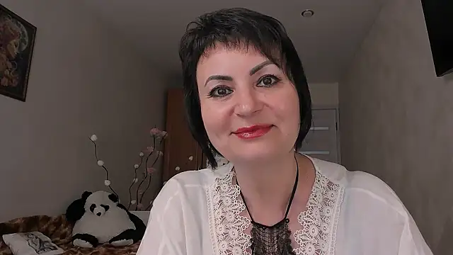 Helen Beller online show from 06-26-26, 02:12