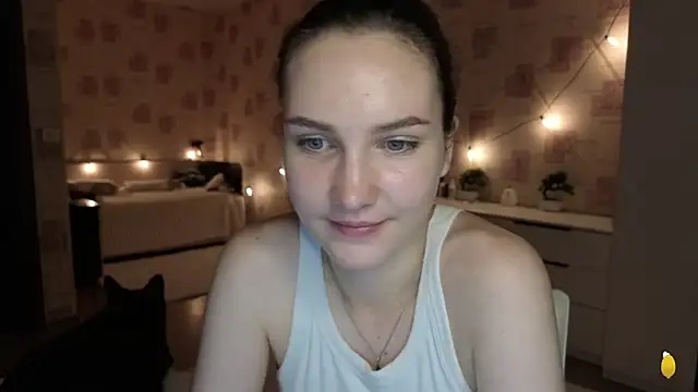 Snapshot of Megan_swiftss chatting on 07-20-26, 06:32 Megan swiftss online show from 07-20-26, 06:32