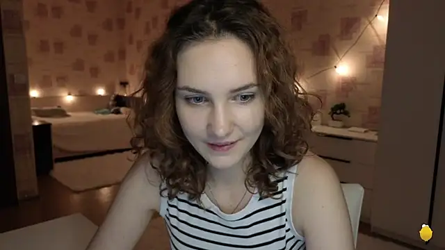 Snapshot of Megan_swiftss chatting on 06-01-26, 06:29 Megan swiftss online show from 06-01-26, 06:29
