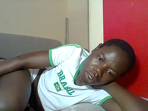 Snapshot of Blacksexyqueen24 chatting on 06-28-26, 05:25 Blacksexyqueen24 online show from 06-28-26, 05:25