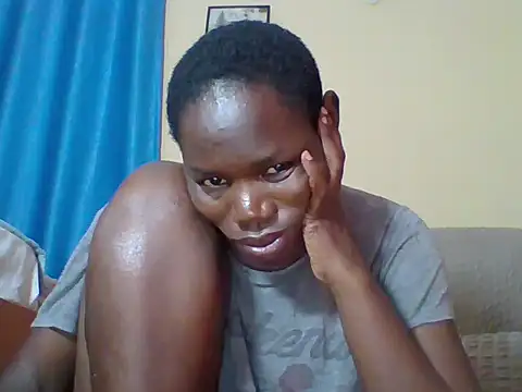 Snapshot of Blacksexyqueen24 chatting on 05-20-26, 08:39 Blacksexyqueen24 online show from 05-20-26, 08:39