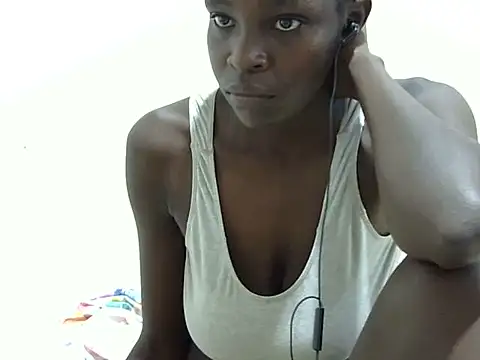 sweet petite254 online show from 06-15-26, 08:47