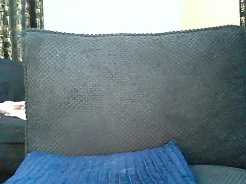 Snapshot of Serena21 chatting on 05-27-26, 01:57 Serena21 online show from 05-27-26, 01:57