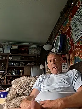 truckdawg2023 online show from 06-22-26, 11:46