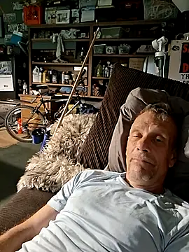 truckdawg2023 online show from 06-23-26, 03:32