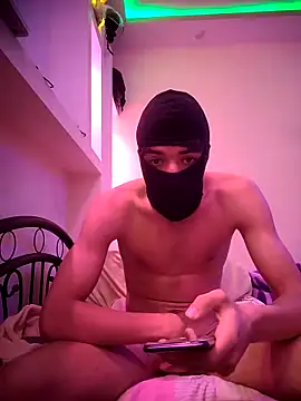 Ryaan20145 online show from 05-16-26, 02:05