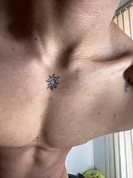 NelModel1 online show from 06-18-26, 01:27