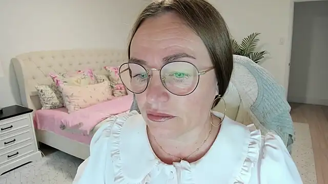 Vika73 online show from 07-10-26, 11:21