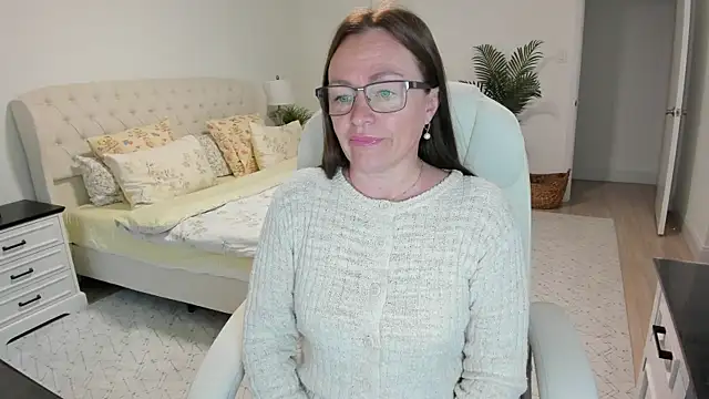 Vika73 online show from 05-19-26, 10:55