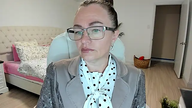 Vika73 online show from 09-26-25, 11:28