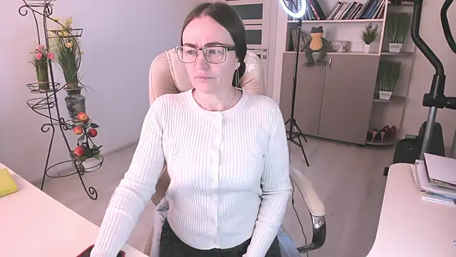 Vika73 online show from 02-01-26, 06:22