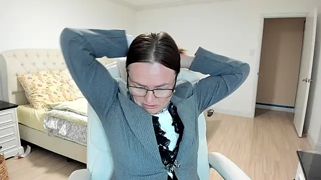 Vika73 online show from 09-20-25, 11:15