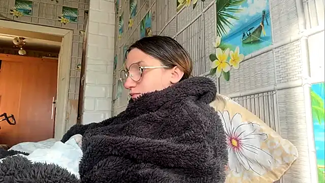 SparkleJebb online show from 05-19-26, 03:19