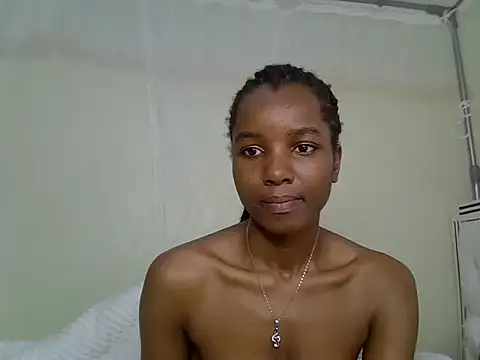 Snapshot of Sexy_vylsa chatting on 05-20-26, 10:34 Sexy vylsa online show from 05-20-26, 10:34