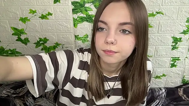 LisaPorse online show from 06-05-26, 02:12
