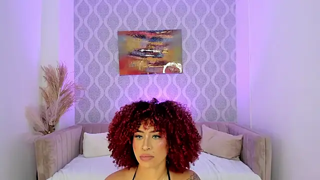 Nikki Rousmel online show from 06-10-26, 04:13