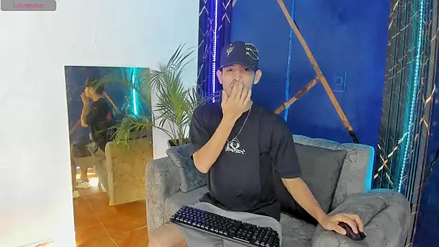sexy hairy1 online show from 07-08-26, 11:22