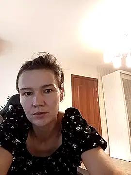 Snapshot of SarahSimpson chatting on 08-03-26, 11:05 SarahSimpson online show from 08-03-26, 11:05
