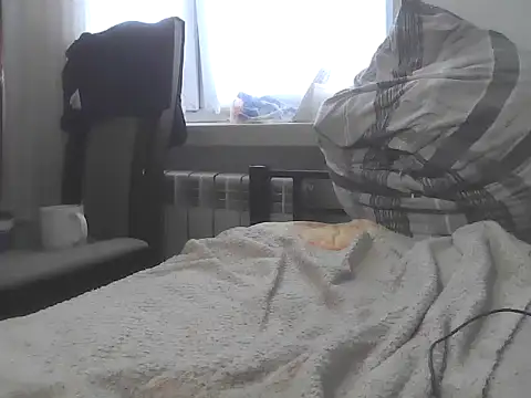 Snapshot of sima42 chatting on 06-14-26, 01:45 sima42 online show from 06-14-26, 01:45