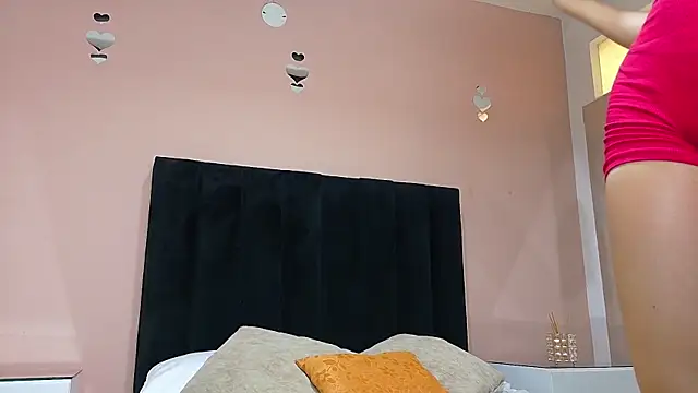 MILA AND COTI online show from 06-11-26, 10:18