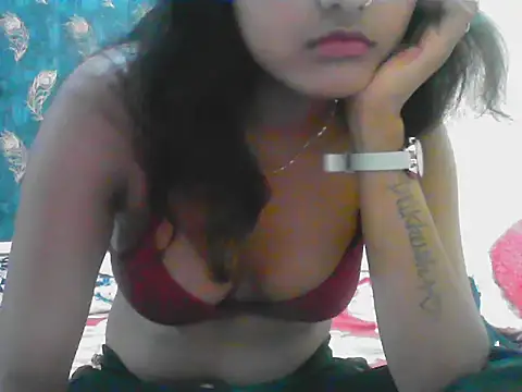 Diana Penty online show from 06-03-26, 02:44