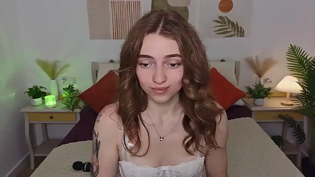 Snapshot of TayloryStar chatting on 07-03-26, 12:00 TayloryStar online show from 07-03-26, 12:00